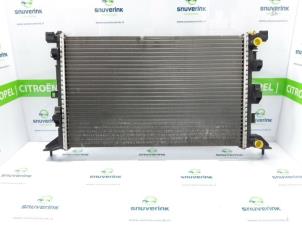 Begagnade Kylare Renault Laguna III Estate (KT) 2.0 16V Pris € 25,33 Marginaltabell erbjuds av Snuverink Autodemontage