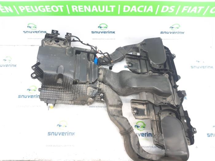 Kachelhuis van een Renault Zoé (AG) R135 2019