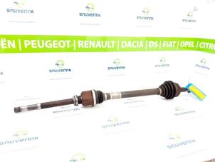 Begagnade Drivaxel, höger fram Peugeot Expert (V1/VA/VB/VE/VF/VT/VY) 1.6 Blue HDi 95 16V Pris € 125,22 Inklusive moms erbjuds av Snuverink Autodemontage