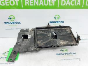Gebruikte Accubak Opel Vivaro 1.5 CDTI 120 Prijs € 36,30 Inclusief btw aangeboden door Snuverink Autodemontage
