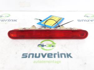 Begagnade Tredje bromsljus Peugeot 207/207+ (WA/WC/WM) 1.6 16V GT THP Pris € 25,00 Marginaltabell erbjuds av Snuverink Autodemontage