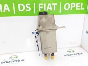 Używane Zbiornik oleju wspomagania kierownicy Fiat Ducato (250) 2.3 D 120 Multijet Cena € 36,30 Z VAT oferowane przez Snuverink Autodemontage