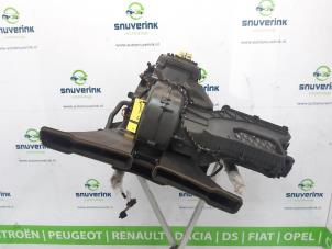 Gebruikte Kachelhuis Mini Clubman (R55) 1.6 16V Cooper Prijs € 220,00 Margeregeling aangeboden door Snuverink Autodemontage