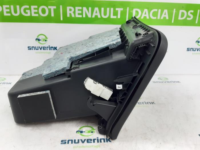 Handskfack från en Citroën C4 Berline (NC) 1.6 16V VTi 2011