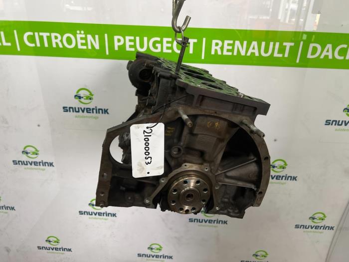 Motor, vevhus från en Nissan Primastar 2.0 dCi 90 2014