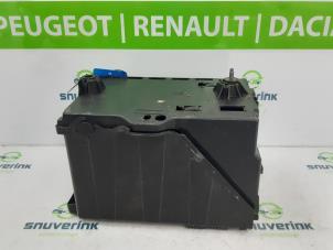 Gebruikte Accubak Peugeot 3008 I (0U/HU) 1.6 VTI 16V Prijs € 31,50 Margeregeling aangeboden door Snuverink Autodemontage