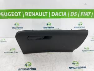 Begagnade Handskfack Citroen C4 Berline (NC) 1.6 16V GT THP Pris € 34,98 Marginaltabell erbjuds av Snuverink Autodemontage