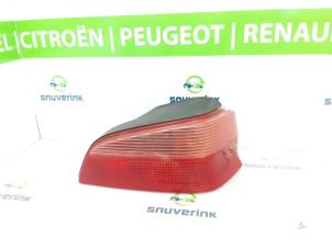 Gebruikte Achterlicht rechts Peugeot 106 II 1.1 XN,XR,XT,Accent Prijs € 40,49 Margeregeling aangeboden door Snuverink Autodemontage