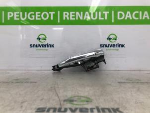 Begagnade Dörrhandtag, 4-dörrars, höger fram Citroen C3 (SC) 1.6 HDi 92 Pris € 20,00 Marginaltabell erbjuds av Snuverink Autodemontage