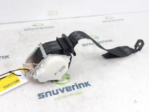 Begagnade Bakre säkerhetsbälte, vänster Ford Focus 3 1.6 Ti-VCT 16V 105 Pris € 59,99 Marginaltabell erbjuds av Snuverink Autodemontage