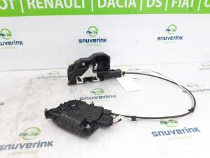 Begagnade Dörrlåsmekanism, 4-dörrars, vänster bak BMW 5 serie Gran Turismo (F07) 530d xDrive 24V Pris € 90,00 Marginaltabell erbjuds av Snuverink Autodemontage