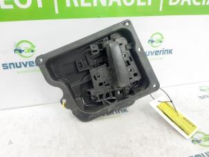 Gebruikte Schuifdeurgreep links Toyota ProAce Electric Prijs € 42,35 Inclusief btw aangeboden door Snuverink Autodemontage