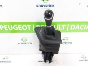 Używane Dzwignia zmiany biegów Fiat Ducato (250) 2.2 D 140 Multijet 3 Cena € 471,90 Z VAT oferowane przez Snuverink Autodemontage