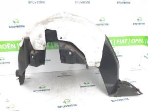 Begagnade Isolering, hjulhus Peugeot 2008 (UD/UK/UR/US/UX) 1.2 VTi 12V PureTech 100 Pris € 70,18 Inklusive moms erbjuds av Snuverink Autodemontage