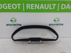 Gebruikte Dashboard deel Peugeot 2008 (CU) 1.2 12V e-THP PureTech 110 Prijs € 29,99 Margeregeling aangeboden door Snuverink Autodemontage