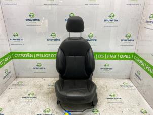 Używane Fotel lewy Peugeot 2008 (CU) 1.2 12V e-THP PureTech 110 Cena € 179,98 Procedura marży oferowane przez Snuverink Autodemontage