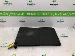 Begagnade Batterilåda Fiat Ducato (250) 2.3 D 150 Multijet Pris € 48,40 Inklusive moms erbjuds av Snuverink Autodemontage