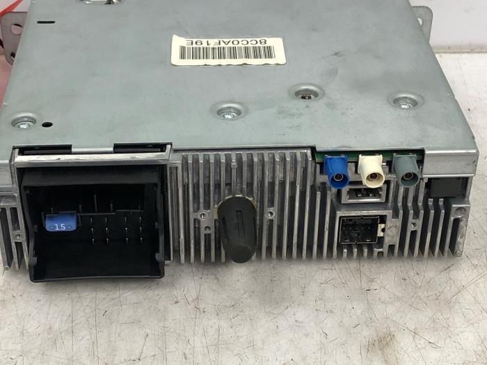 Radio från en Citroën DS5 (KD/KF) 2.0 165 HYbrid4 16V 2013