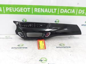 Gebruikte Dashboard deel Citroen DS3 (SA) 1.6 VTi 120 16V Prijs € 80,00 Margeregeling aangeboden door Snuverink Autodemontage