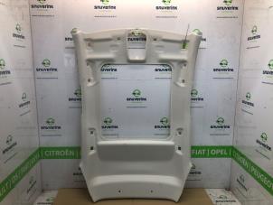 Begagnade Inre takklädsel Opel Corsa F (UB/UH/UP) 1.2 12V 75 Pris € 126,00 Marginaltabell erbjuds av Snuverink Autodemontage