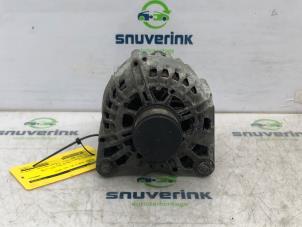 Gebruikte Dynamo Renault Clio IV (5R) 1.5 Energy dCi 90 FAP Prijs € 64,98 Margeregeling aangeboden door Snuverink Autodemontage