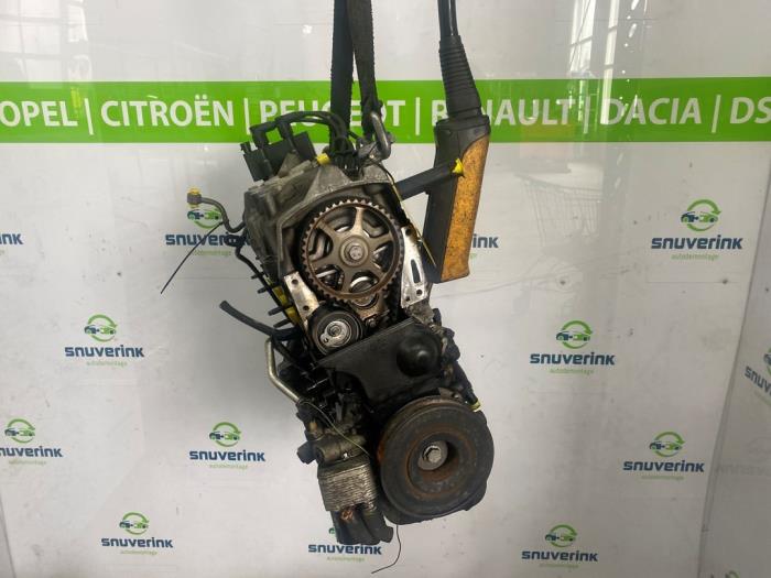 Motor från en Renault Clio III Estate/Grandtour (KR) 1.2 16V TCE 100 2008
