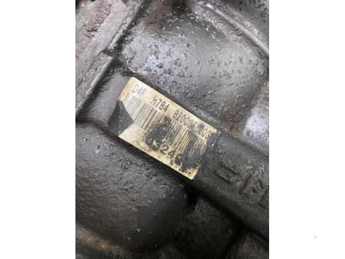 Motor från en Renault Clio III Estate/Grandtour (KR) 1.2 16V TCE 100 2008