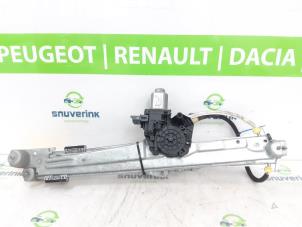Begagnade Fönstermekanism, 4-dörrars, vänster fram Renault Scénic IV (RFAJ) 1.5 Energy dCi 110 Pris € 90,00 Marginaltabell erbjuds av Snuverink Autodemontage