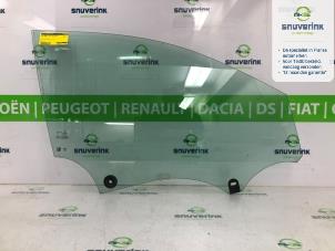 Gebruikte Portierruit 4Deurs rechts-voor Opel Grandland (X) 1.2 Turbo 12V Prijs € 85,91 Inclusief btw aangeboden door Snuverink Autodemontage