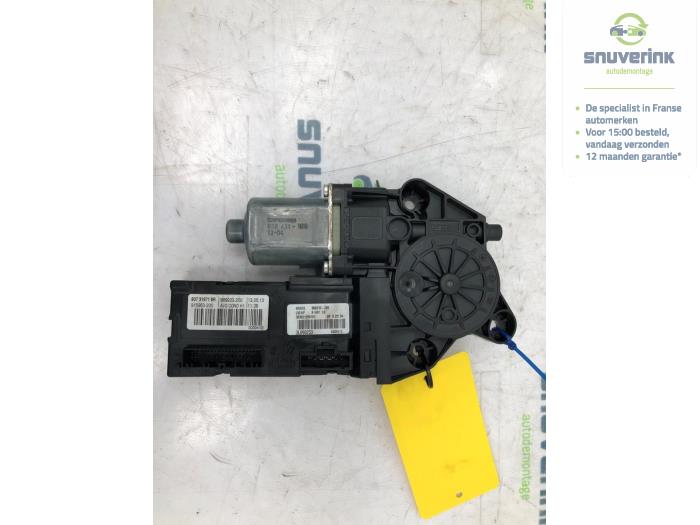 Fönstermekanism, 4-dörrars, vänster fram från en Renault Scénic III (JZ) 1.5 dCi 110 2013