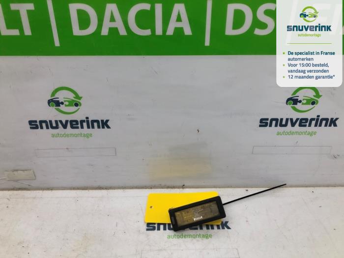 Nummerskyltbelysning från en Renault Scénic III (JZ) 1.5 dCi 110 2013