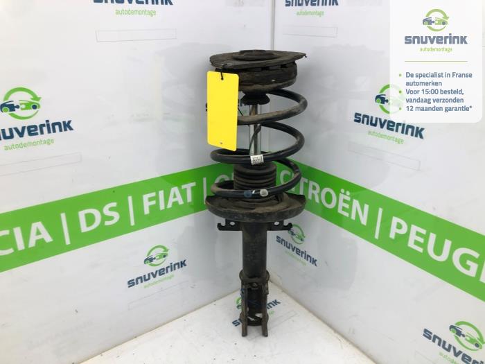 Stötdämparstång, vänster fram från en Renault Scénic III (JZ) 1.5 dCi 110 2013