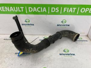 Begagnade Laddluftkylarslang Peugeot Boxer (U9) 2.2 HDi 110 Euro 5 Pris € 70,79 Inklusive moms erbjuds av Snuverink Autodemontage