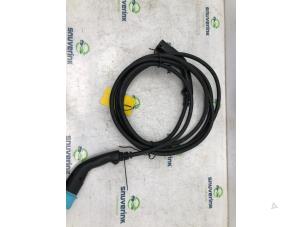 Begagnade Laddkabel, elbil Renault Zoé (AG) R90 Pris € 108,90 Inklusive moms erbjuds av Snuverink Autodemontage