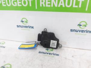 Gebruikte Computer Automatische Bak Peugeot 3008 II (M4/MC/MJ/MR) 1.6 16V HYbrid 225 Prijs € 180,00 Margeregeling aangeboden door Snuverink Autodemontage