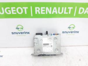 Używane Radio Opel Corsa F (UB/UH/UP) 1.2 12V 75 Cena € 272,25 Z VAT oferowane przez Snuverink Autodemontage