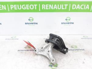 Begagnade Motorfäste Citroen C3 Aircross I (2C/2R) 1.2 e-THP PureTech 110 Pris € 43,56 Inklusive moms erbjuds av Snuverink Autodemontage