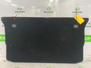 Gebruikte Kofferbak Mat Renault Twingo III (AH) 1.0 SCe 70 12V Prijs € 49,50 Margeregeling aangeboden door Snuverink Autodemontage