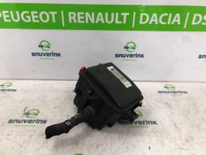 Begagnade Säkringsbox Peugeot 208 II (UB/UH/UP) 1.2 Vti 12V PureTech 100 Pris € 72,58 Inklusive moms erbjuds av Snuverink Autodemontage