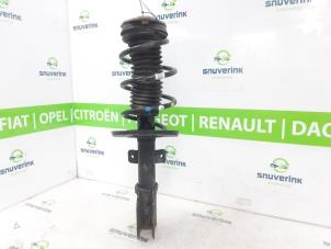 Używane Amortyzator prawy przód Peugeot Partner (EA//EF/EN/EU) 1.5 BlueHDi 75 Cena € 90,75 Z VAT oferowane przez Snuverink Autodemontage