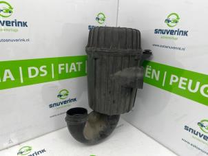 Begagnade Luftfilterhus Citroen Jumper (U9) 2.2 HDi 130 Pris € 90,73 Inklusive moms erbjuds av Snuverink Autodemontage