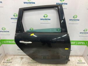 Gebruikte Portier 4Deurs rechts-achter Renault Scénic III (JZ) 1.6 16V Bifuel Prijs € 324,99 Margeregeling aangeboden door Snuverink Autodemontage