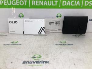 Gebruikte Instructie Boekje Renault Clio V (RJAB) 1.0 TCe 90 12V Prijs € 42,35 Inclusief btw aangeboden door Snuverink Autodemontage