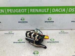 Begagnade Säkringsbox Citroen DS3 (SA) 1.2 12V PureTech 82 Pris € 185,00 Marginaltabell erbjuds av Snuverink Autodemontage