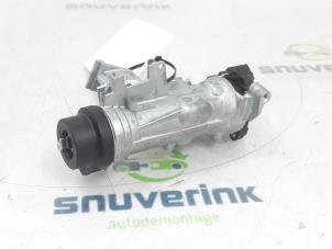 Gebruikte Kontaktslot + Sleutel Volkswagen Transporter T6 2.0 TDI 150 Prijs € 102,85 Inclusief btw aangeboden door Snuverink Autodemontage