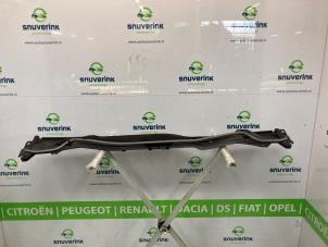 Gebruikte Paravent Citroen C4 Berline (BA/BB/BC) 1.2 PureTech 130 12V Prijs € 75,00 Margeregeling aangeboden door Snuverink Autodemontage