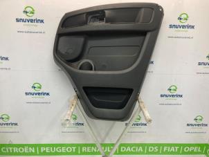 Begagnade Dörrlist, 2-dörrars, höger Fiat Ducato (250) 2.2 D 140 Multijet 3 Pris € 181,50 Inklusive moms erbjuds av Snuverink Autodemontage