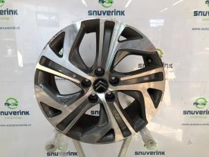 Gebruikte Velg Citroen C4 Picasso (3D/3E) 1.2 12V PureTech 130 Prijs € 95,00 Margeregeling aangeboden door Snuverink Autodemontage