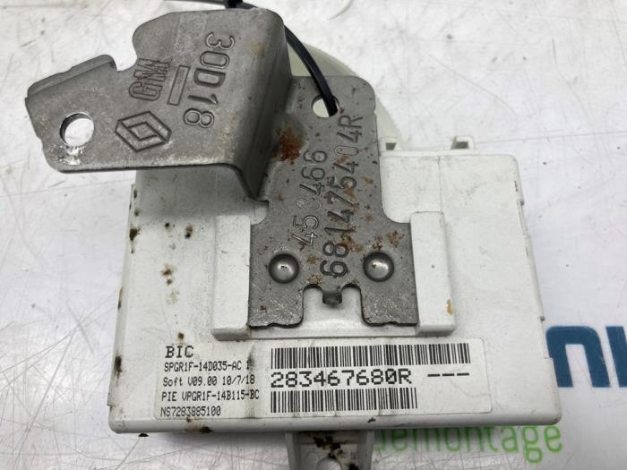 Navigatie Module van een Opel Vivaro 1.6 CDTi BiTurbo 125 2019