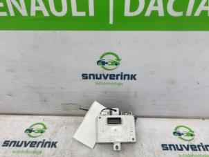 Gebruikte Navigatie Module Opel Vivaro 1.6 CDTi BiTurbo 125 Prijs € 48,40 Inclusief btw aangeboden door Snuverink Autodemontage